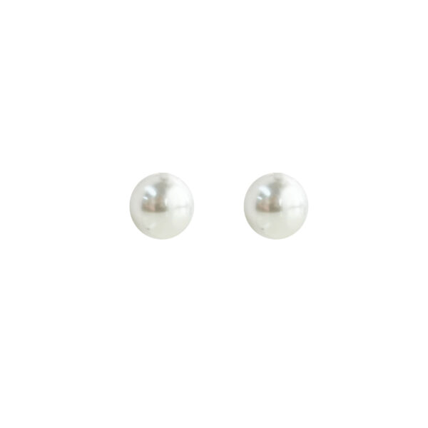 Pearl small silver studs