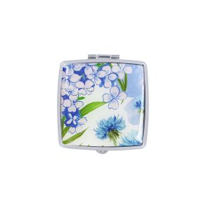 Quinn square pill case